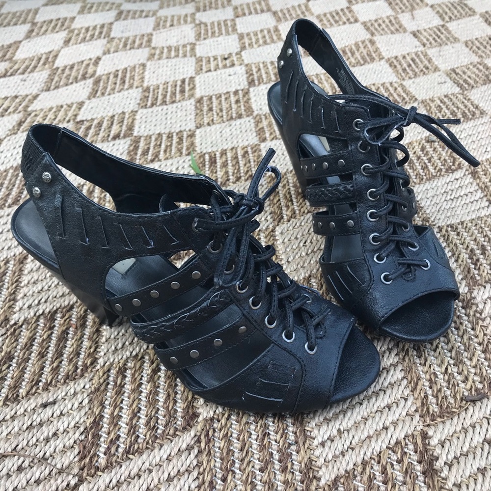 Simply Vera Strappy Heel